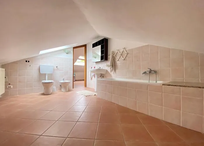 Villa Gorgeous Brandnew Remodeled 2story 5 Min From Sea! *