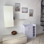 Gorgeous Brandnew Remodeled 2story 5 Min From Sea! 빌라