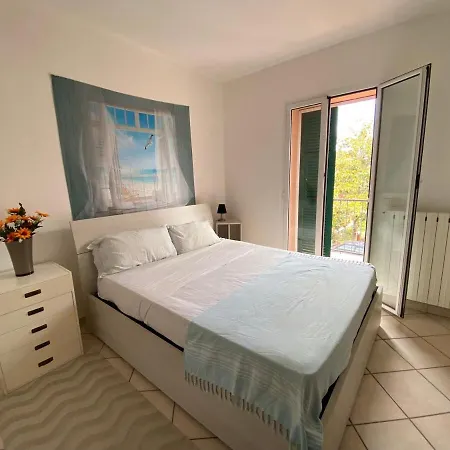 Gorgeous Brandnew Remodeled 2story 5 Min From Sea! Marina dʼAndora