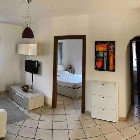 Gorgeous Brandnew Remodeled 2story 5 Min From Sea! Villa