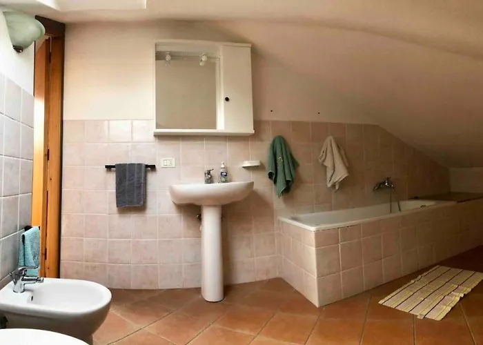 Villa Gorgeous Brandnew Remodeled 2story 5 Min From Sea! *