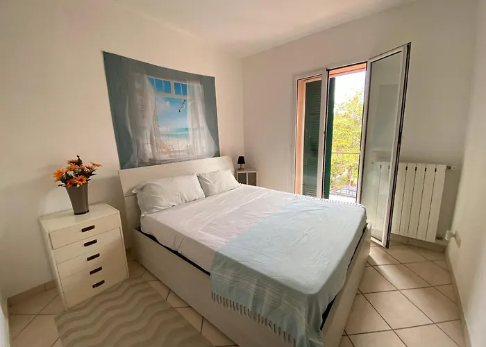 Gorgeous Brandnew Remodeled 2story 5 Min From Sea! Marina dʼAndora