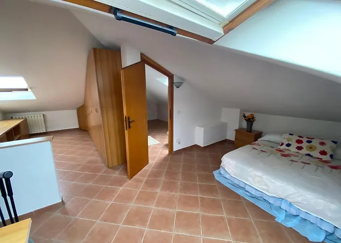 Gorgeous Brandnew Remodeled 2story 5 Min From Sea! *